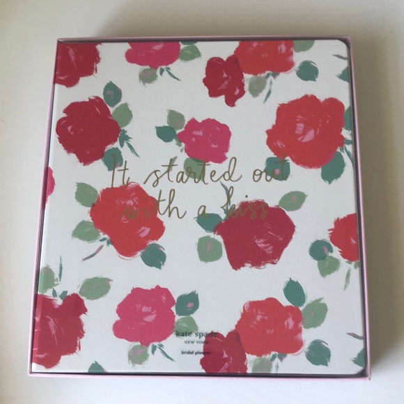 Kate Spade New York Bridal Planner - Brushy Rose Bridal Planner (NWT) - Picture 2 of 16